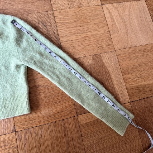 & Other Stories EUR Medium Green Cardigan Sweater Crop Button Down Alpaca Wool - Picture 5 of 8